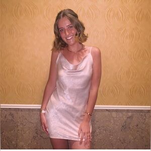 Altar’d State Elegant Pink Dress💕💗